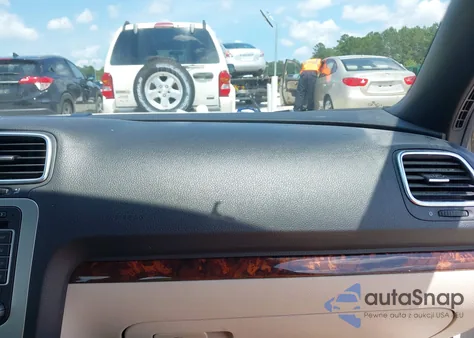 2010 Volkswagen Eos Lux from USA, damaged, VIN WVWFA7AH5AV025386